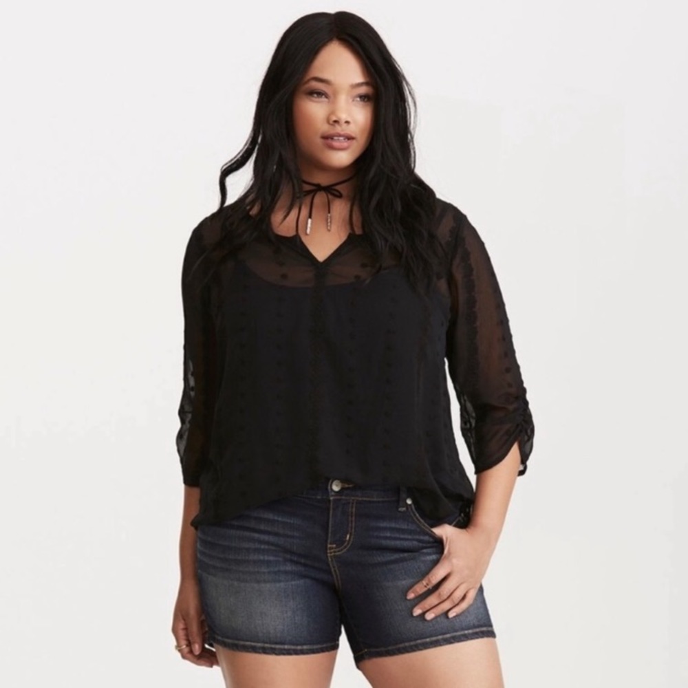 Torrid Black Embroidered Pintuck Blouse 3X NWT